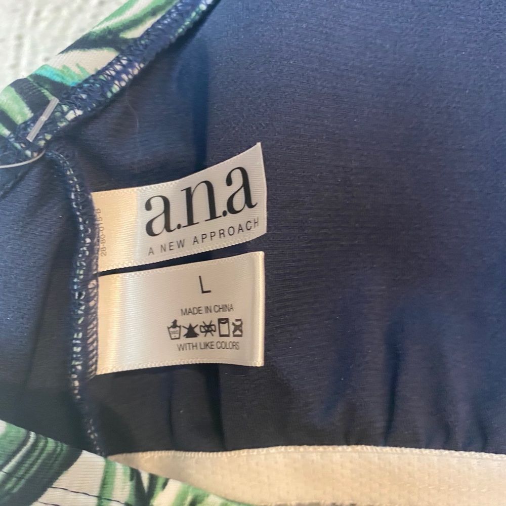 A.N.A Halter Swim Top - Picture 4 of 5
